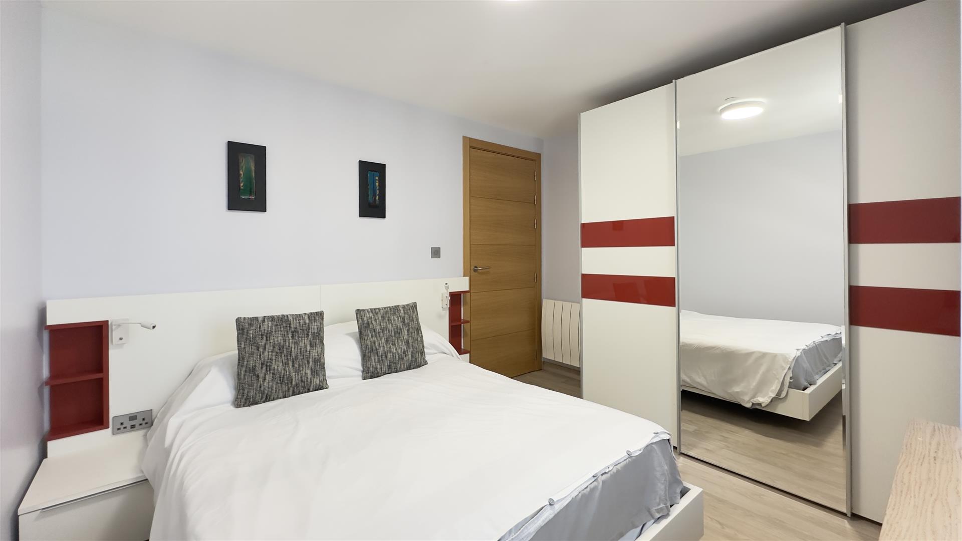 Image of Apartment - 2 Bedrooms - 1 Bathrooms for Sale in Beach View Terraces-Gibraltar, Image 6